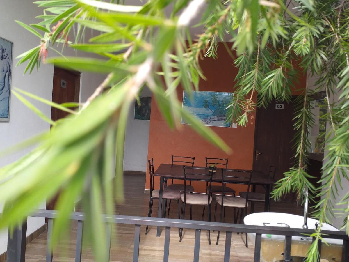 Travel Nest Apartment Бадула Екстериор снимка